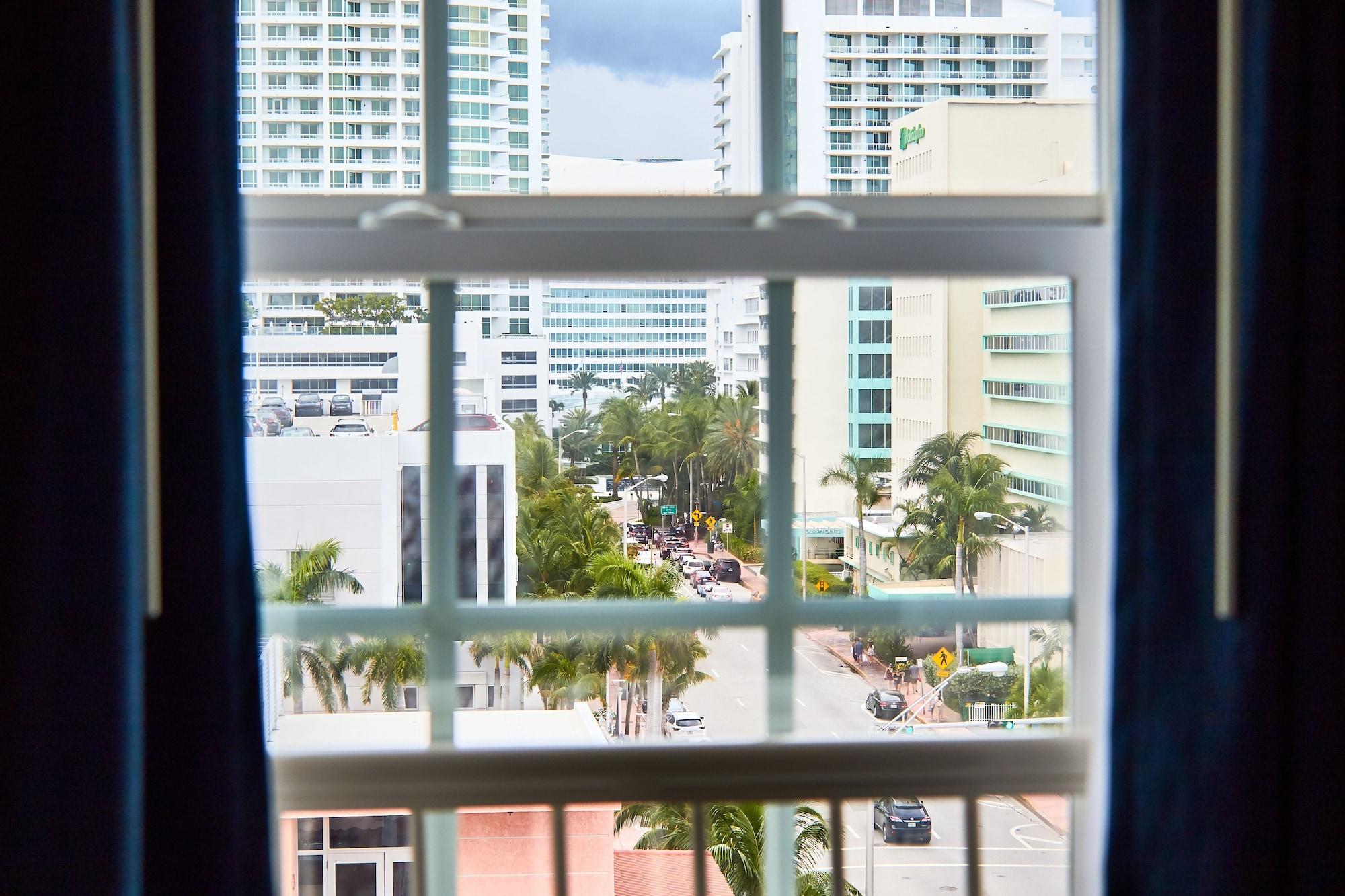 โอเชี่ยนสเปรย์โฮเต็ล Aparthotel ไมอามีบีช ภายนอก รูปภาพ