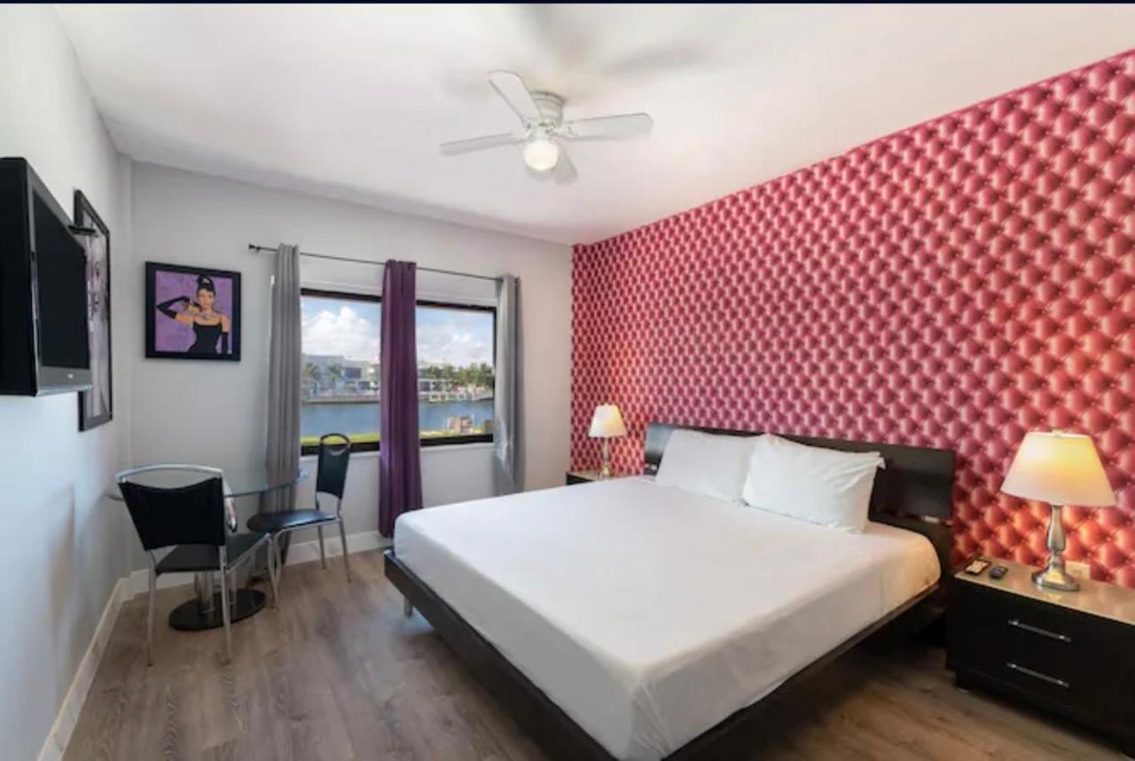 โอเชี่ยนสเปรย์โฮเต็ล Aparthotel ไมอามีบีช ภายนอก รูปภาพ